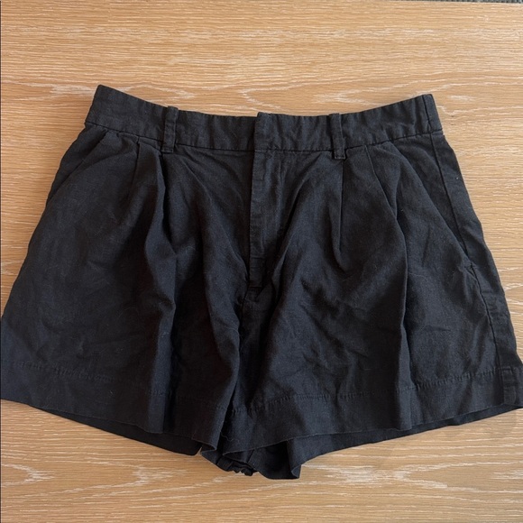 Gap linen shorts high waisted 4” bundle of 2 black and white - Picture 2 of 9